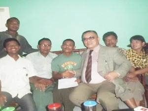 mendamaikan ali dirman